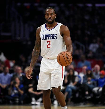 现在米兰是否会是联赛冠军头号热门？里奇：不能这么说（米兰已是联赛夺冠最大热门？里奇：现在还不能这么定论）