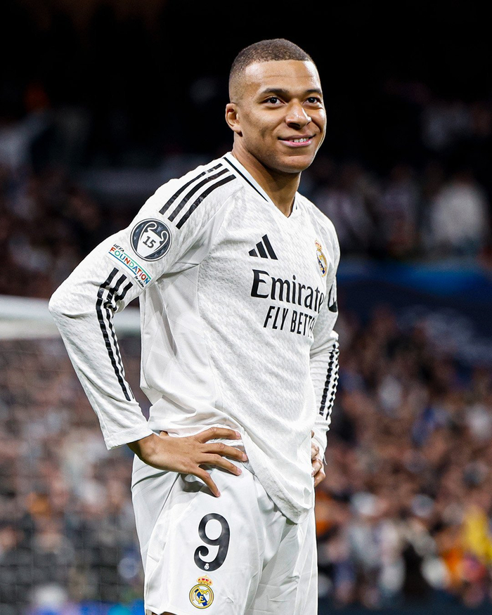 本赛季中超进球榜：海港72球居首，国安、泰山69球第二（中超本季球队进球榜：海港72球领跑，国安与泰山以69球并列第二）