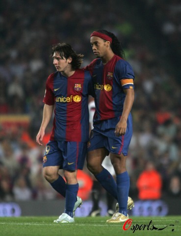 ESPN：上海海港已得知奥斯卡心脏问题，愿意为其提供治疗帮助（ESPN称上海海港已知悉奥斯卡心脏状况，愿提供医疗援助）