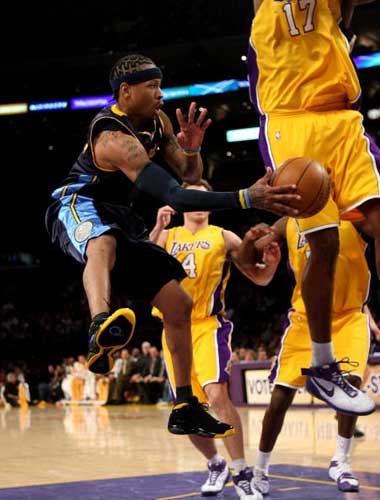 21世纪五大联赛外场球员出场时间榜：C罗、拉莫斯、梅西前3（21世纪五大联赛外场球员出场时长排行：C罗、拉莫斯、梅西位居前三）