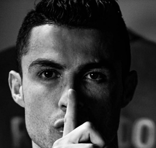 长春亚泰老将谭龙休赛期加练：国旗下的奔跑，坚持生长的模样（长春亚泰老将谭龙休赛期苦练：国旗下奔跑，坚持向上生长）