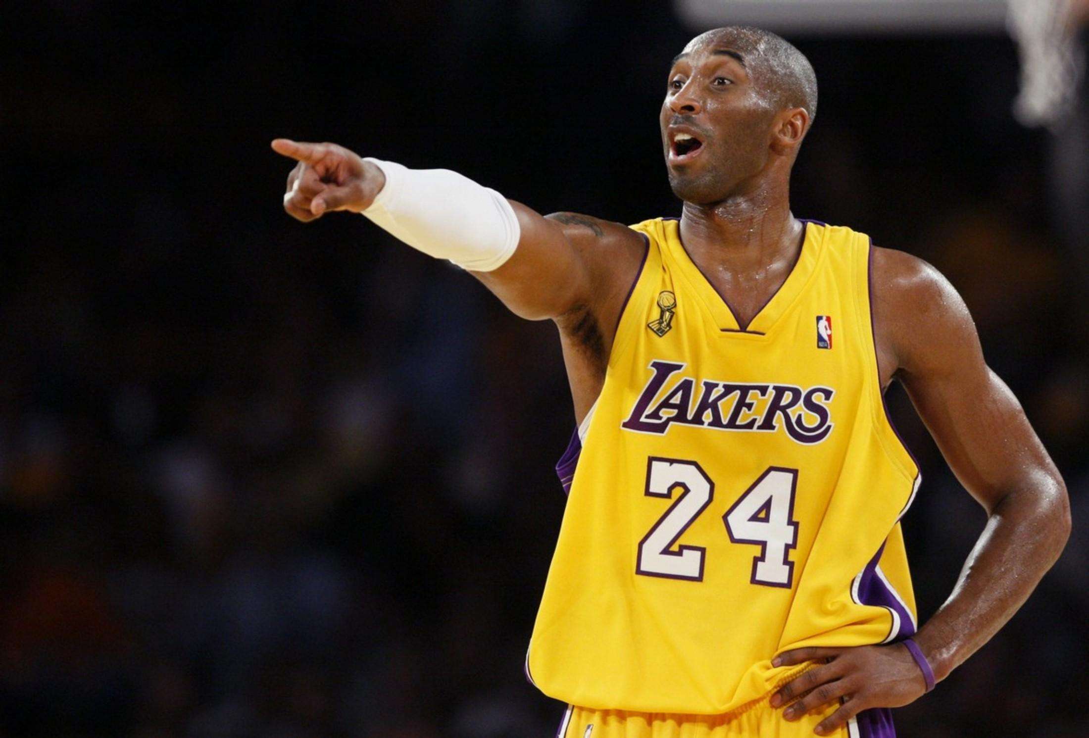 克罗地亚中场组合依旧稳如老狗（克罗地亚中场组合依然稳若磐石）