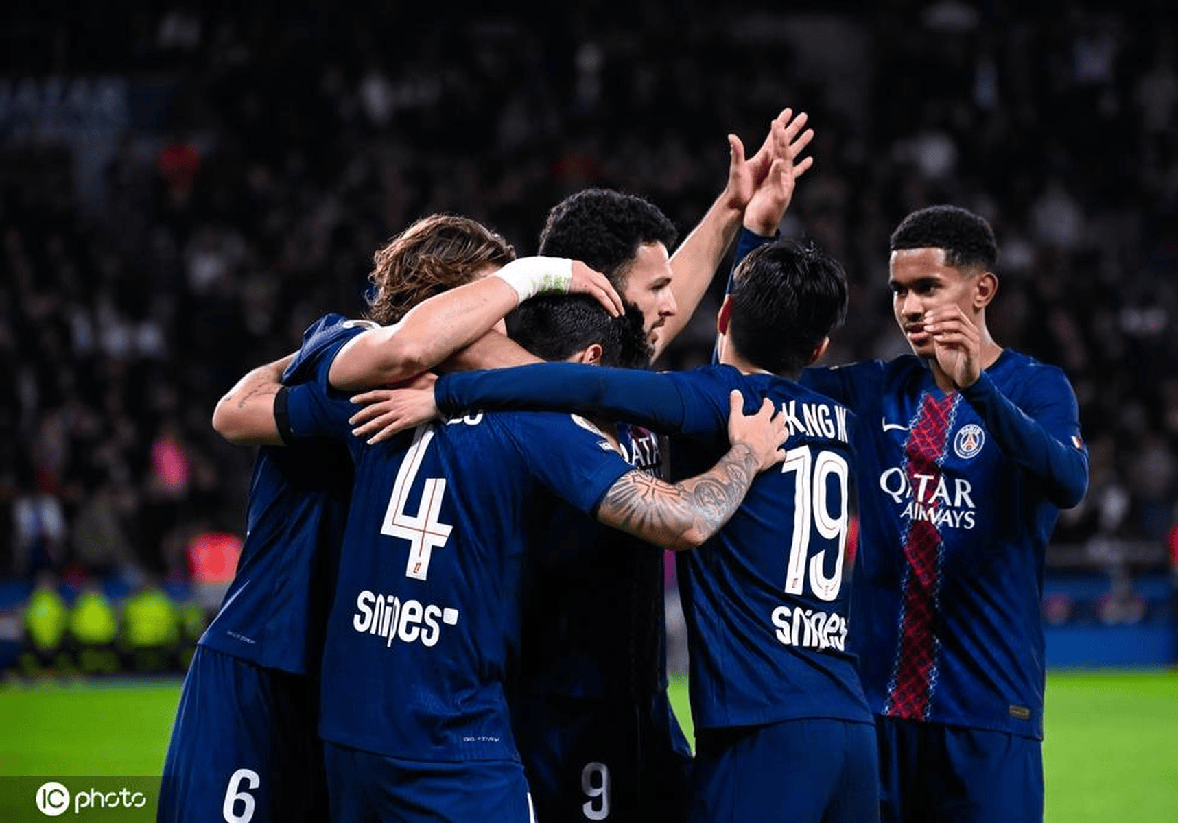 鲁尔：多特尚未联系昆滕-廷贝尔，球员在规划下一步生涯（鲁尔：多特仍未接洽昆滕-廷贝尔，球员正筹划职业生涯下一站）