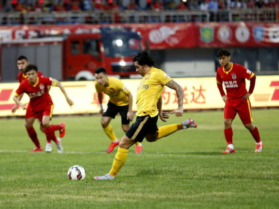 晚邮报：米兰vs科莫的海外赛已获得亚足联批准，尚待FIFA批准（据晚邮报：米兰对科莫海外比赛获亚足联通过，尚待FIFA最终拍板）