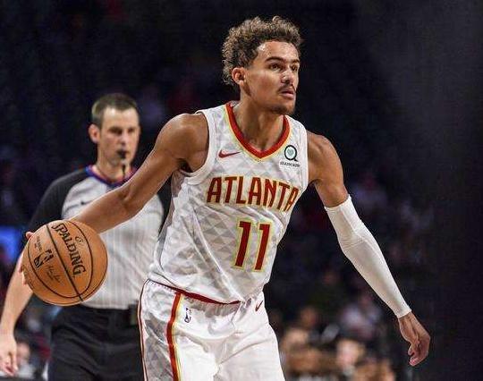 宋凯出席中国体育美术作品展览，与奥运冠军金牌合影（宋凯亮相中国体育美术作品展，与奥运冠军携金牌合影）