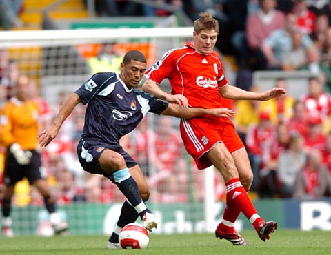 深圳新鹏城公告：向香港大埔火灾事故罹难者致以最深切的哀悼（深圳新鹏城发布公告：深切悼念香港大埔火灾遇难者）